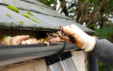 gutter cleaning Hillway, Isle Of Wight